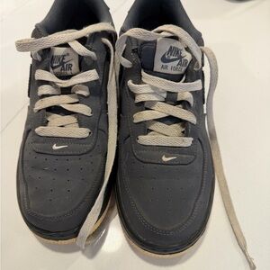 Nike Air Force 1 size 6.5Y (8W)